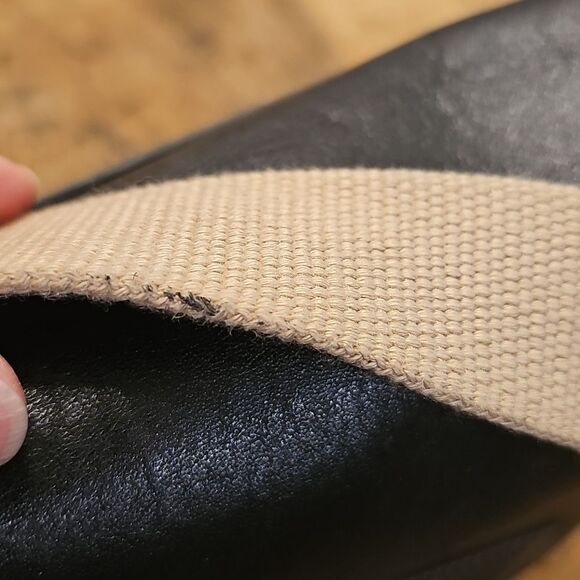 ANNE‎ KLEIN Vtg Flap Closure Leather Messenger Bag Classic Academia Lion *RARE* - Picture 9 of 9